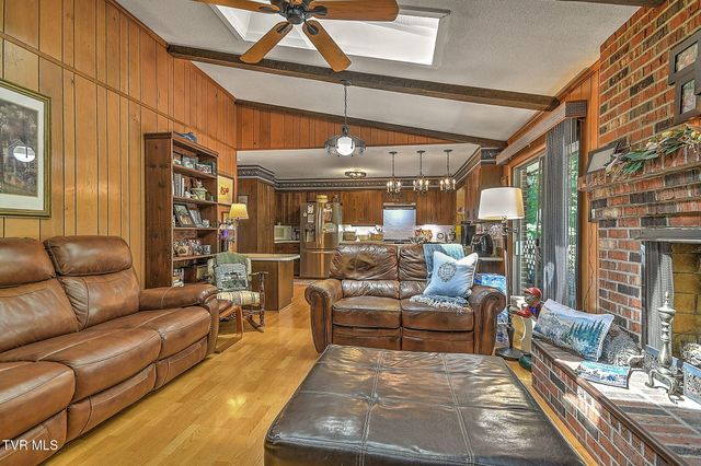 2513 Essex Drive, Kingsport, TN 37660