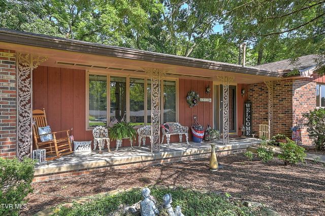 2513 Essex Drive, Kingsport, TN 37660