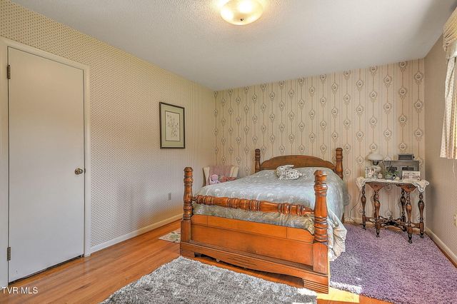 2513 Essex Drive, Kingsport, TN 37660