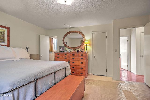 2513 Essex Drive, Kingsport, TN 37660