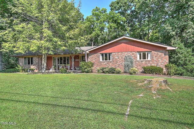 2513 Essex Drive, Kingsport, TN 37660