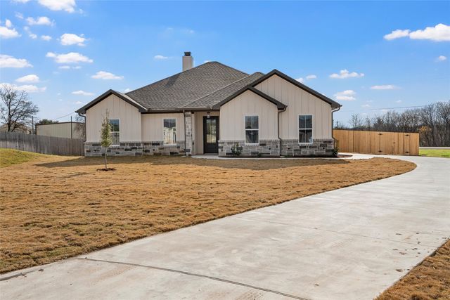 114 Salt Creek Road, Lorena, TX 76655