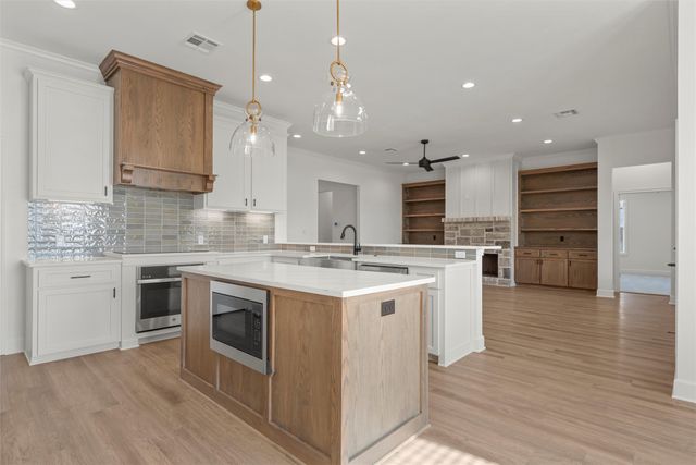 114 Salt Creek Road, Lorena, TX 76655