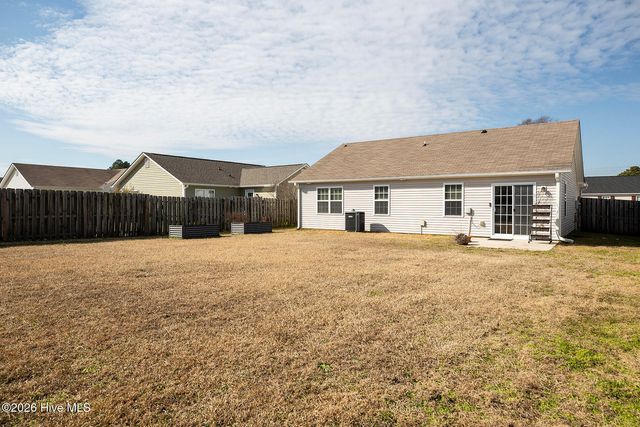 3266 Greenridge Way, Leland, NC 28451