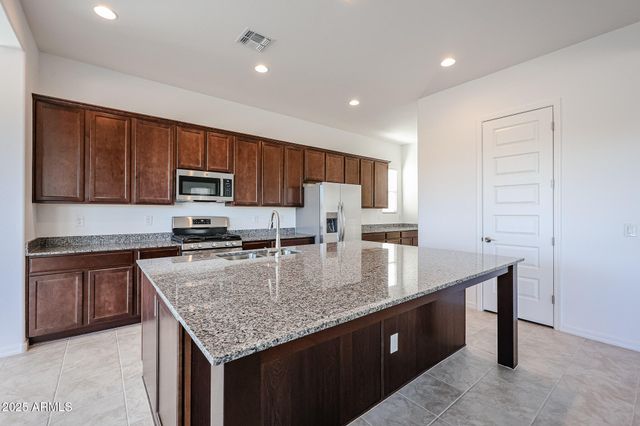 25109 N 75TH Lane, Peoria, AZ 85383