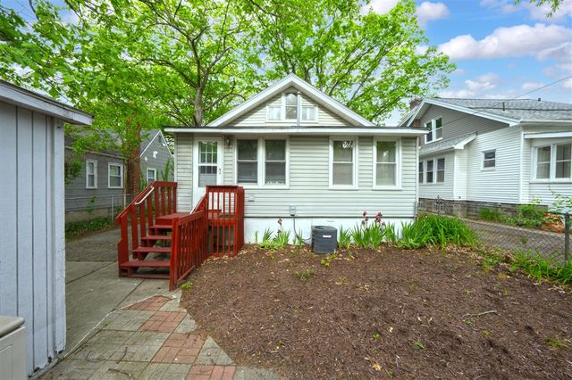 220 Farmdale Street, Ferndale, MI 48220