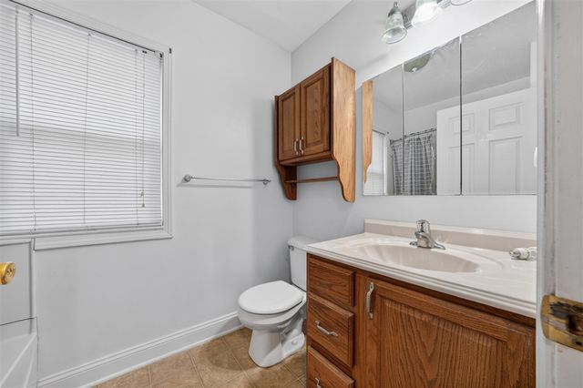 220 Farmdale Street, Ferndale, MI 48220