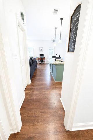 63 E Andover, Hattiesburg, MS 39402