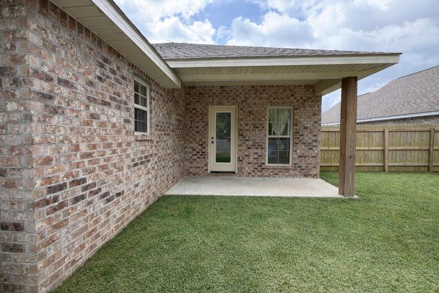 63 E Andover, Hattiesburg, MS 39402