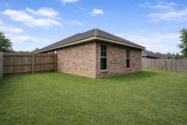 63 E Andover, Hattiesburg, MS 39402