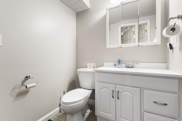 294 Kestrel Drive, Blacklick, OH 43004