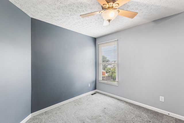 294 Kestrel Drive, Blacklick, OH 43004
