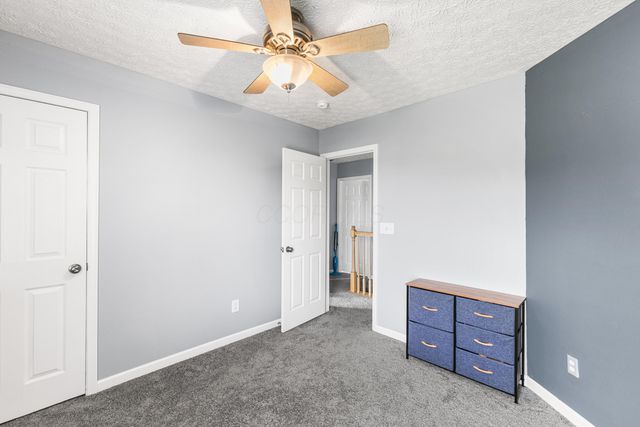 294 Kestrel Drive, Blacklick, OH 43004