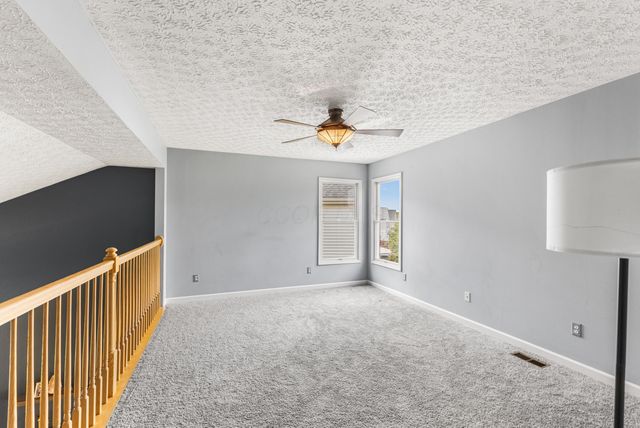 294 Kestrel Drive, Blacklick, OH 43004