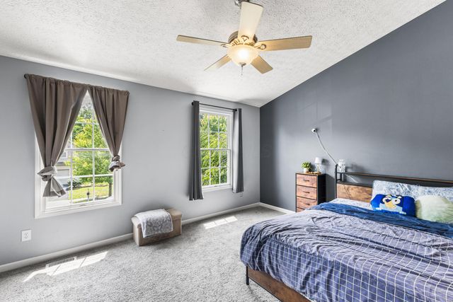 294 Kestrel Drive, Blacklick, OH 43004
