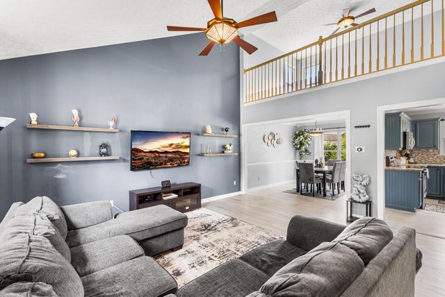 294 Kestrel Drive, Blacklick, OH 43004
