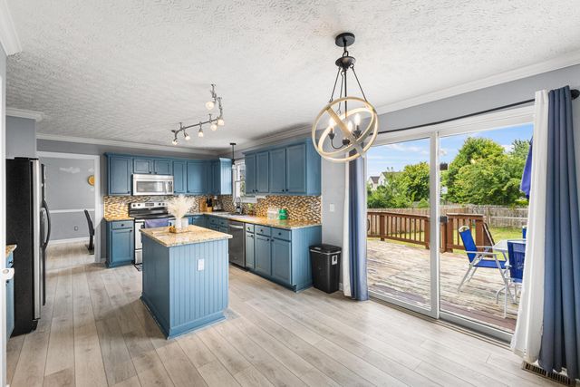 294 Kestrel Drive, Blacklick, OH 43004