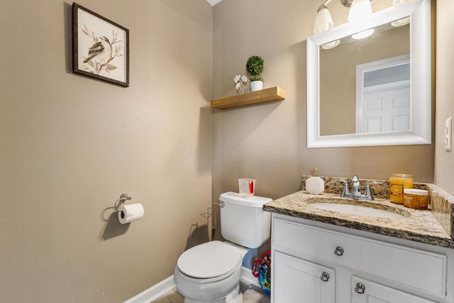 294 Kestrel Drive, Blacklick, OH 43004