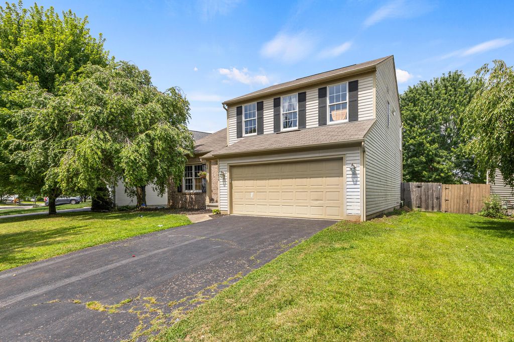 294 Kestrel Drive, Blacklick, OH 43004