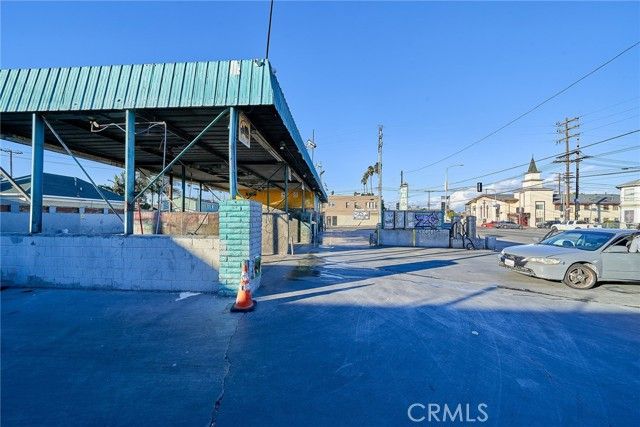 5951 S Figueroa Street, Los Angeles, CA 90003