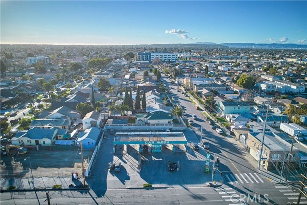 5951 S Figueroa Street, Los Angeles, CA 90003