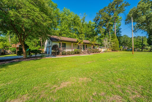 295 Forest Circle, Summerville, SC 29483