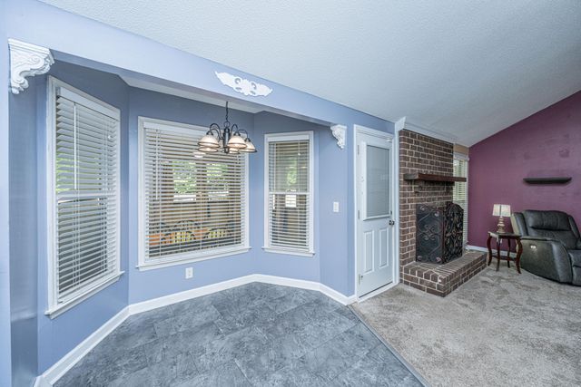 295 Forest Circle, Summerville, SC 29483