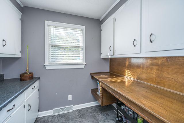 295 Forest Circle, Summerville, SC 29483
