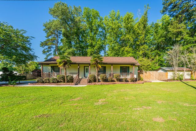 295 Forest Circle, Summerville, SC 29483