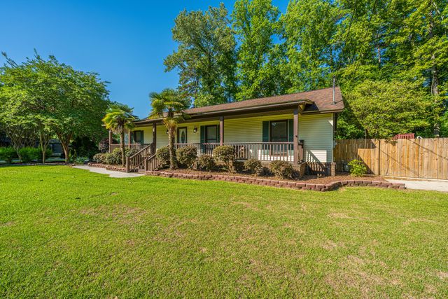 295 Forest Circle, Summerville, SC 29483