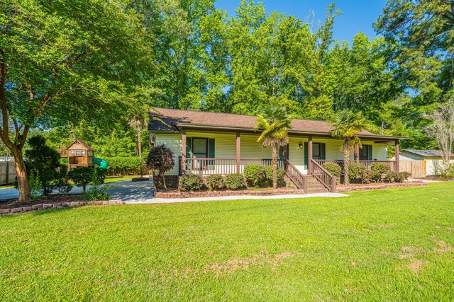 295 Forest Circle, Summerville, SC 29483
