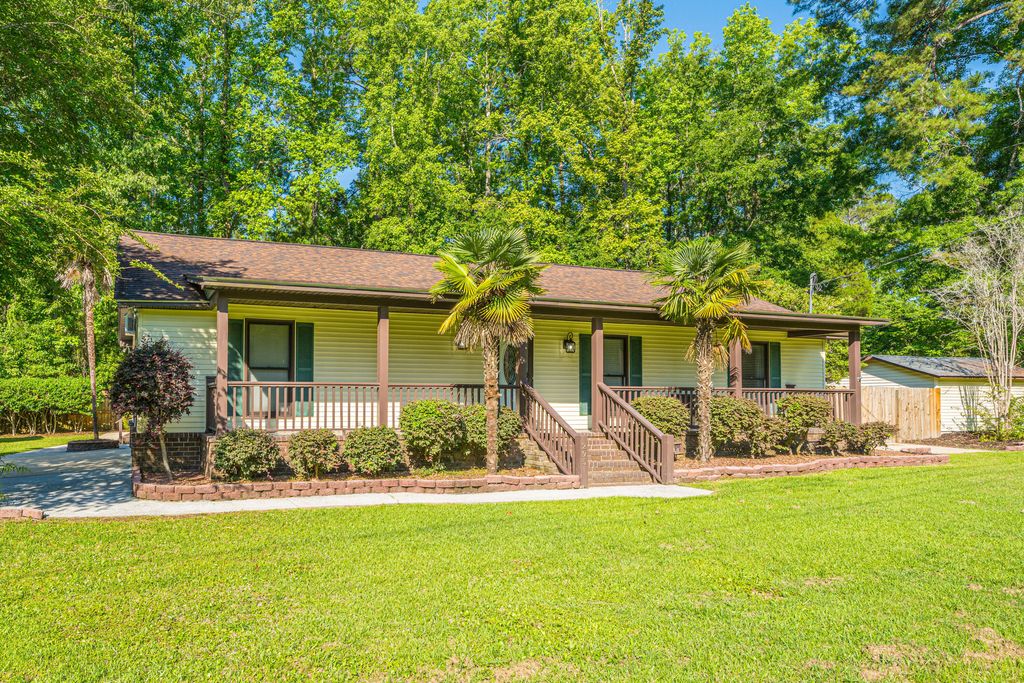 295 Forest Circle, Summerville, SC 29483
