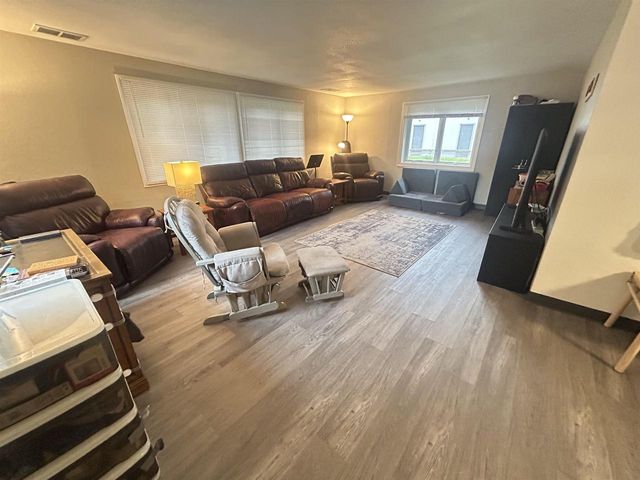 535 VAN DYNE ROAD, Fond Du Lac, WI 54937