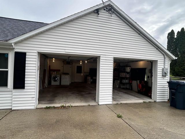 535 VAN DYNE ROAD, Fond Du Lac, WI 54937