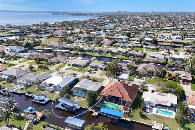 5343 Del Monte CT, Cape Coral, FL 33904