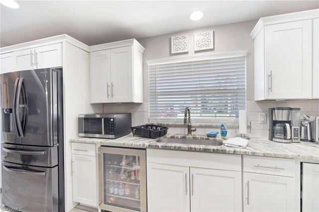 5343 Del Monte CT, Cape Coral, FL 33904