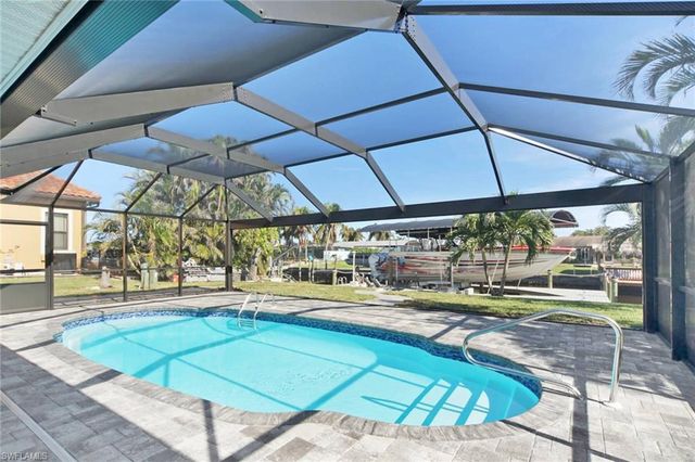 5343 Del Monte CT, Cape Coral, FL 33904