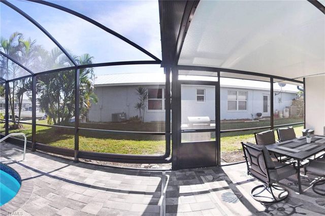 5343 Del Monte CT, Cape Coral, FL 33904