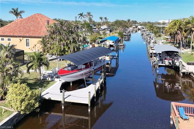 5343 Del Monte CT, Cape Coral, FL 33904