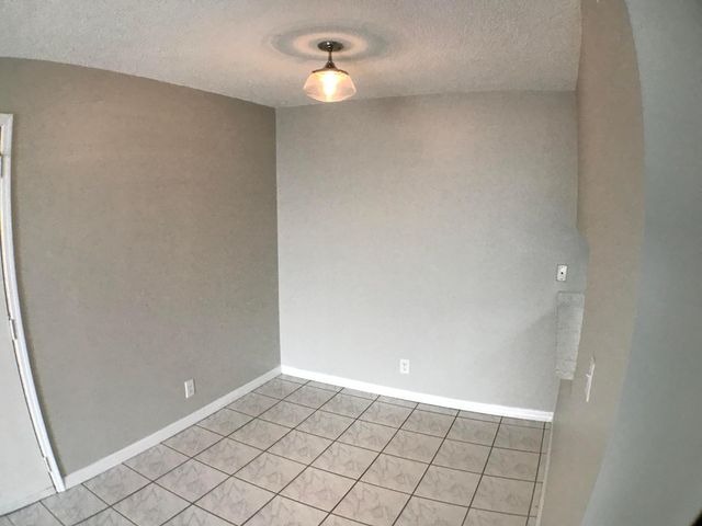 1846 Abbey Road 104, West Palm Beach, FL 33415