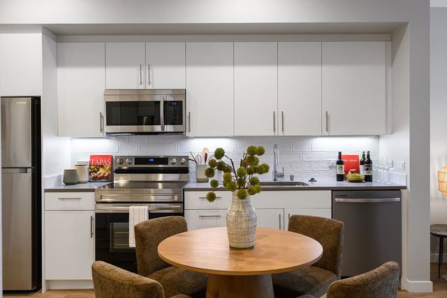 260 Brooklyn Basin Way 441, Oakland, CA 94606