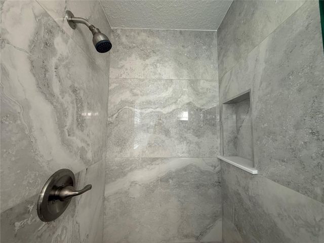 901 W CONCORD STREET, Orlando, FL 32805