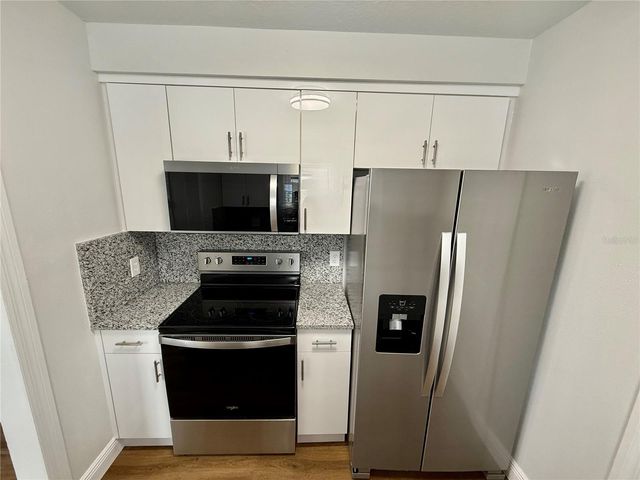 901 W CONCORD STREET, Orlando, FL 32805