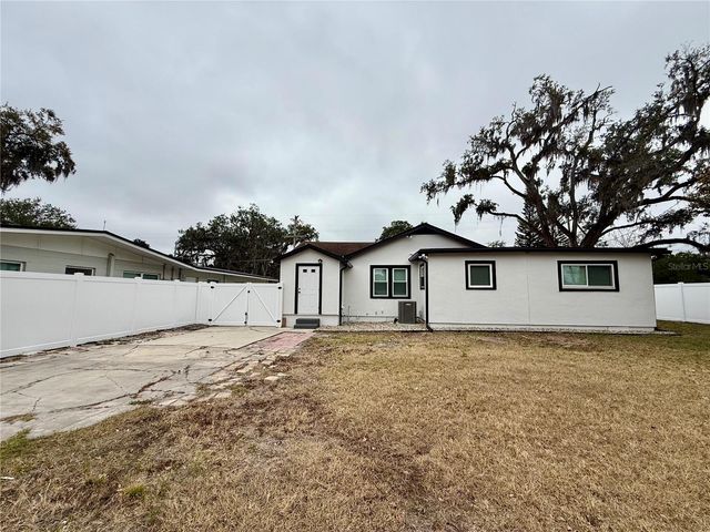 901 W CONCORD STREET, Orlando, FL 32805