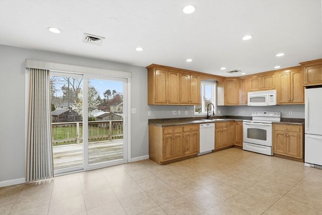 42 Bayberry Rd, Abington, MA 02351