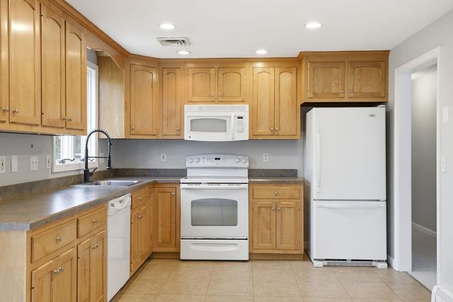 42 Bayberry Rd, Abington, MA 02351