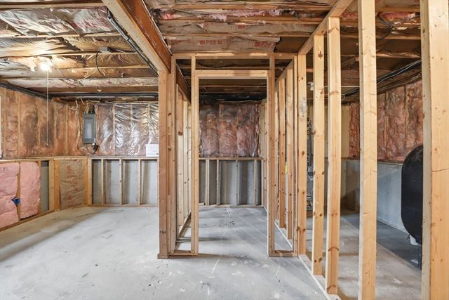 42 Bayberry Rd, Abington, MA 02351