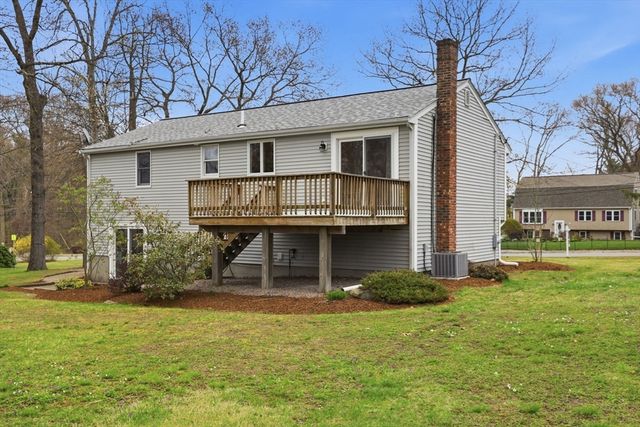 42 Bayberry Rd, Abington, MA 02351