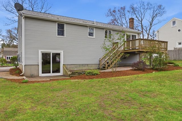 42 Bayberry Rd, Abington, MA 02351