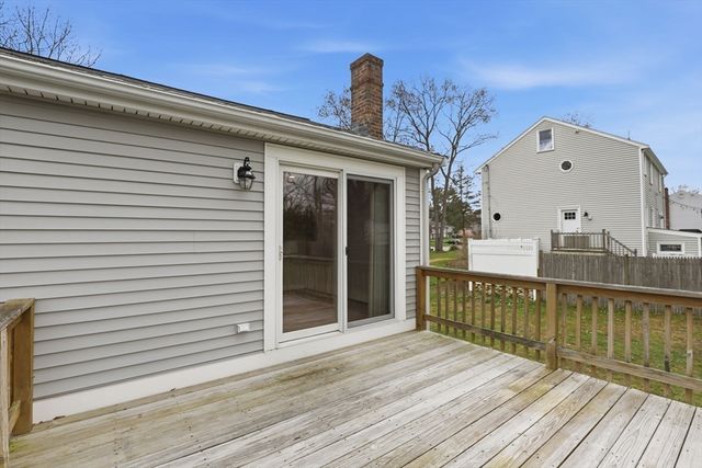 42 Bayberry Rd, Abington, MA 02351